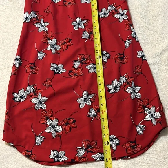 SOLD Banana Republic Red Floral Semi Bell Sleeve A-Line Dress Curved Hem - Picture 11 of 12